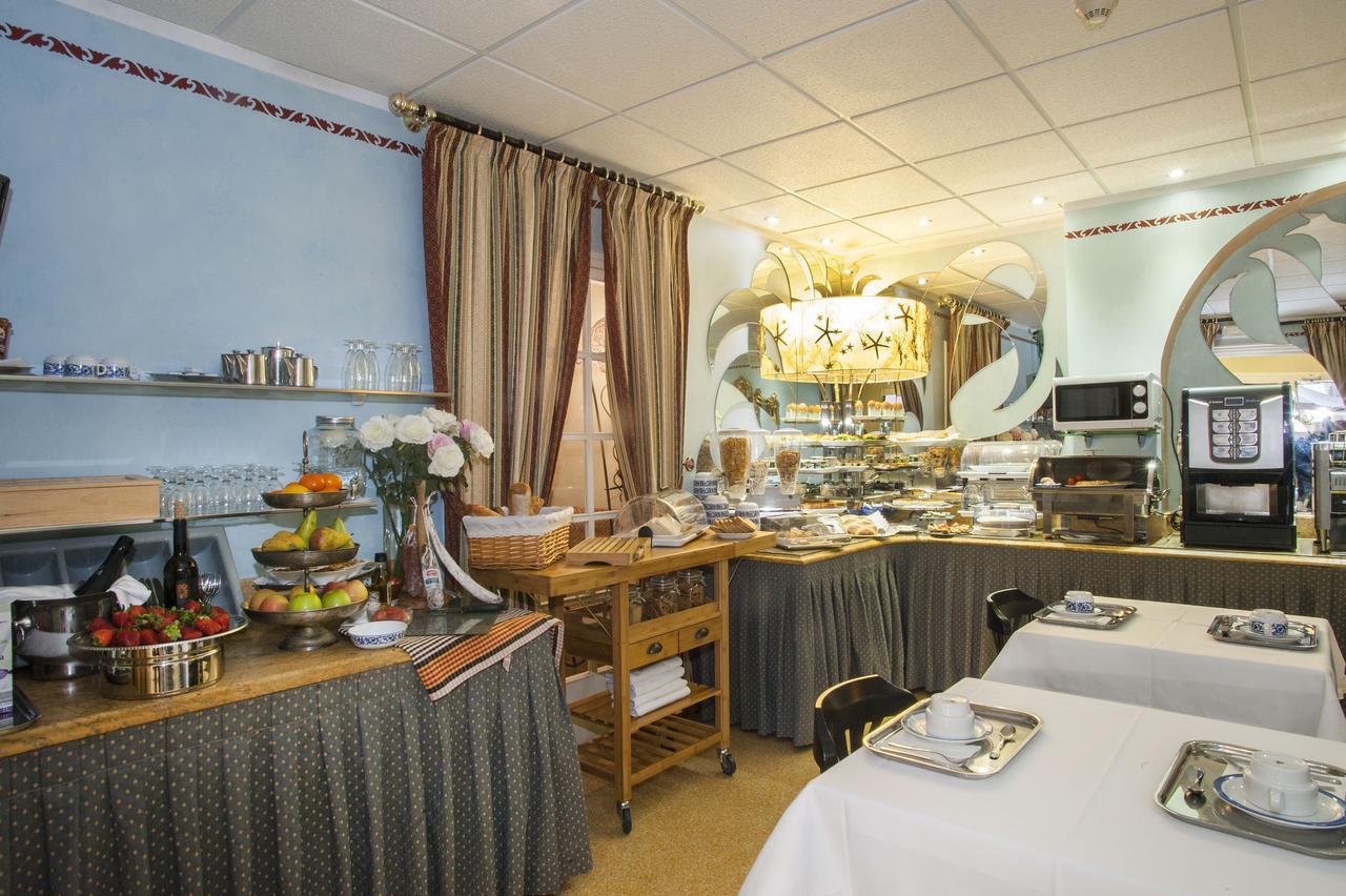Hotel Ribes Roges Виланова-и-ла-Желтру Экстерьер фото
